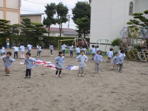 23-6-2　運動会の練習　旗