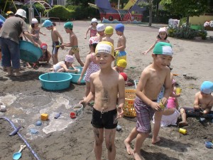 水遊び　年長